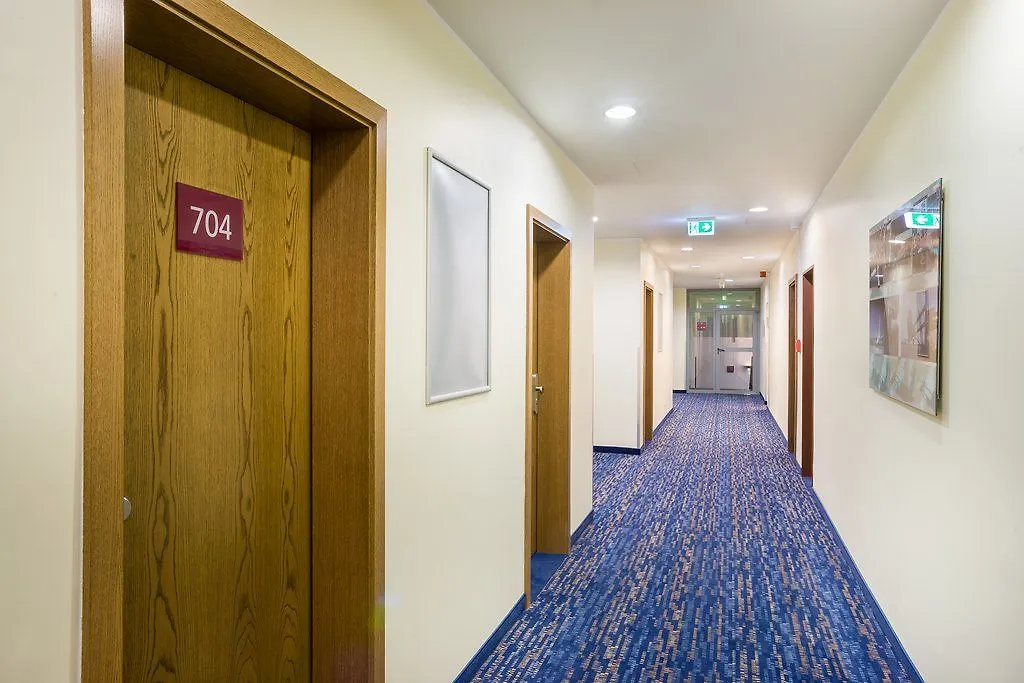 Hotel Mariella Cologne 3*,