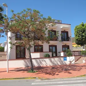 https://hotel-apartamento-carolina-y-vanessa.es-andalucia.com