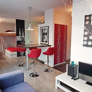  Apartment Christian
