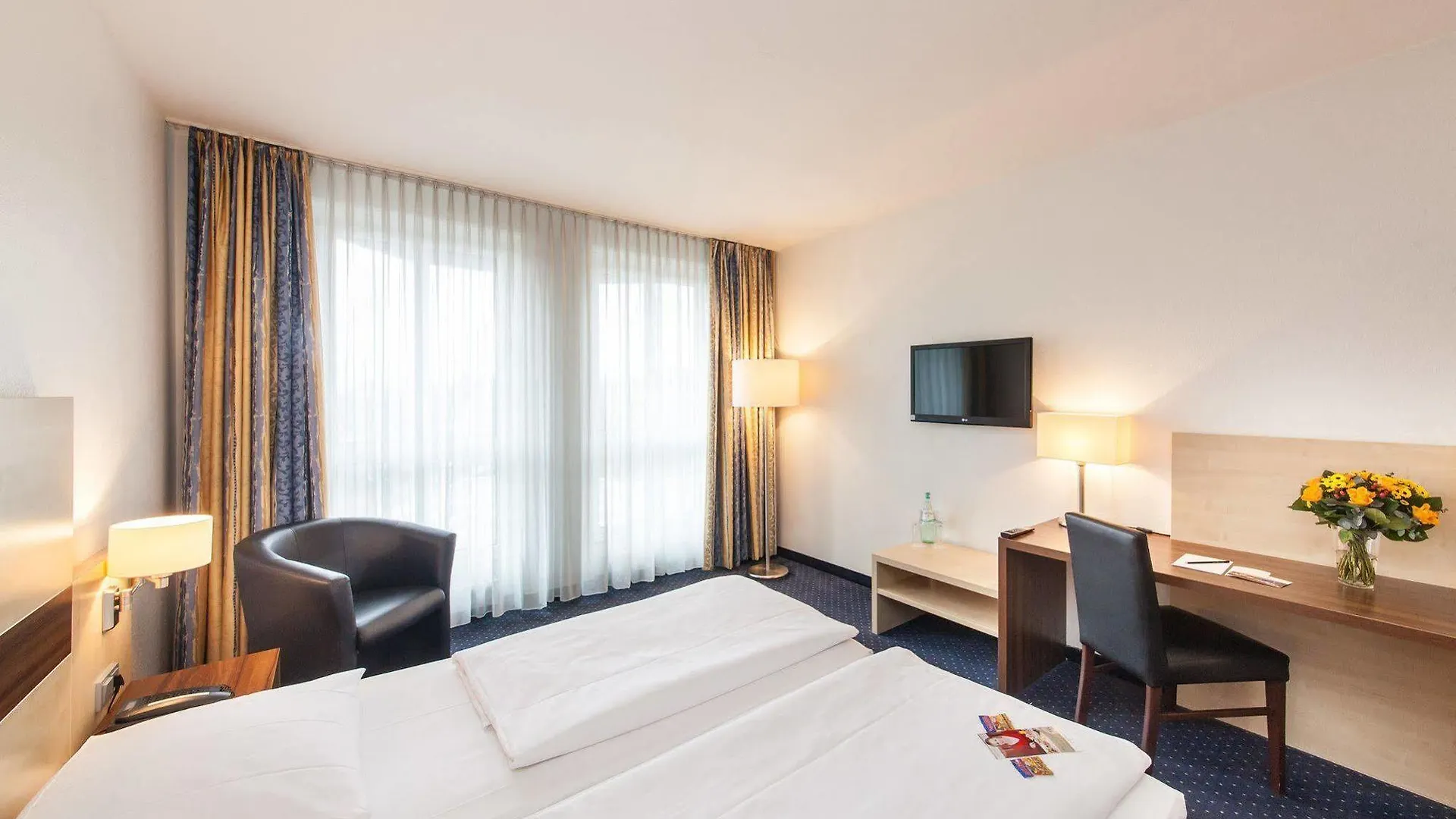 Hotel Mariella Köln 3*,